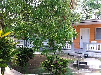 ** Hotel Roots Bamboo Beach Resort Negril Jamajka
