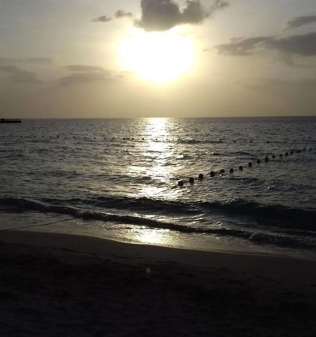 Roots Bamboo Beach Resort Negril Jamajka