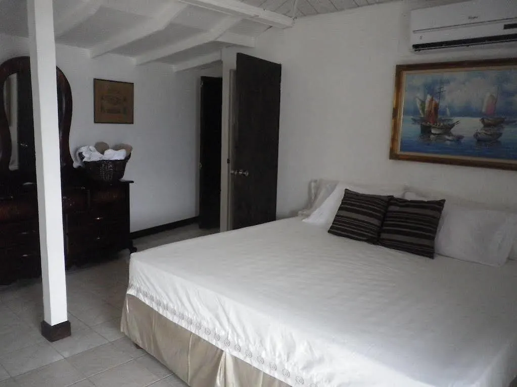 Roots Bamboo Beach Resort Negril Hotel