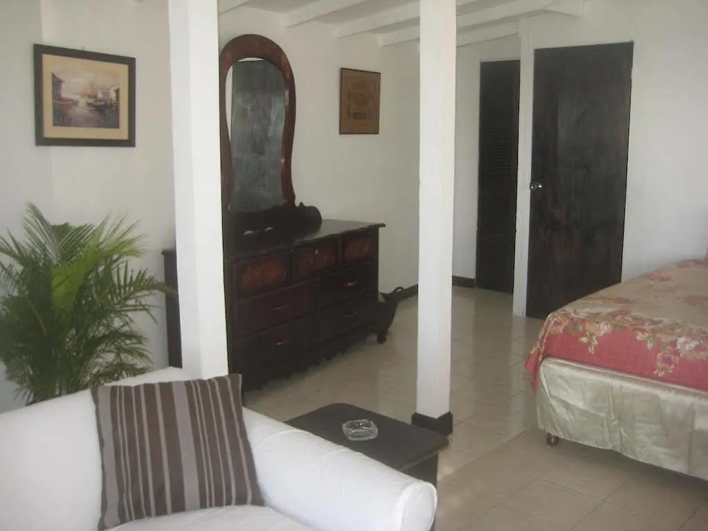 Hotel Roots Bamboo Beach Resort Negril